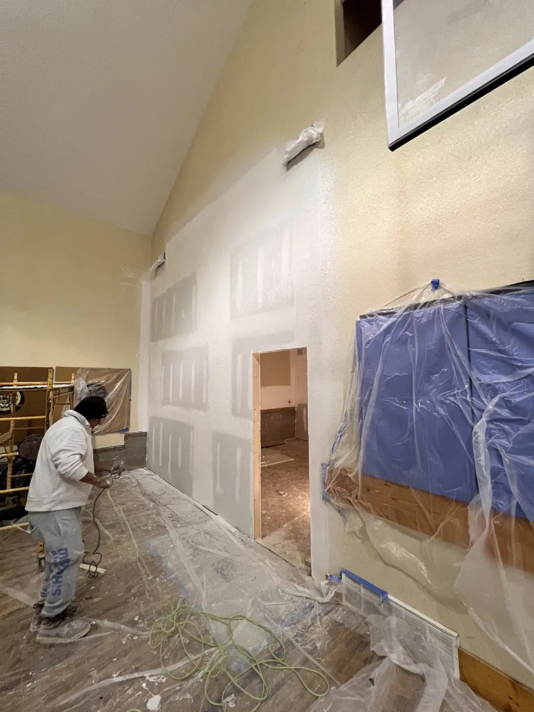Drywall Replacement & Repair